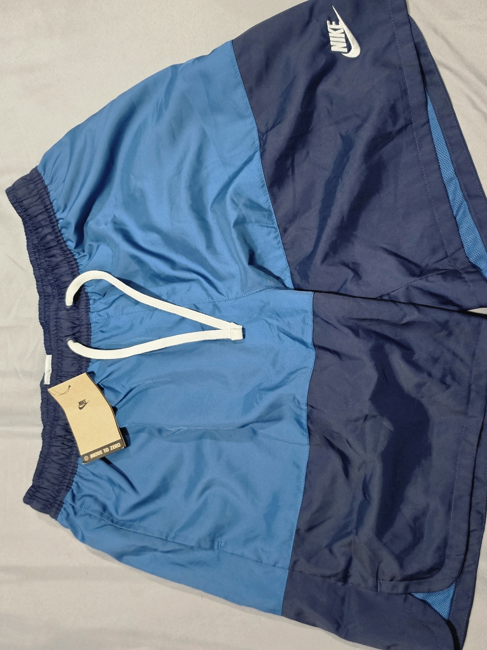 Nike Men's Two-Tone Navy and Blue Athletic Shorts